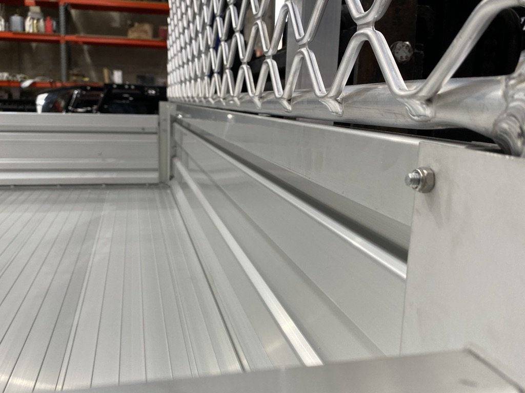 1900 Dual Cab Commercial Aluminium Tray - Image 29