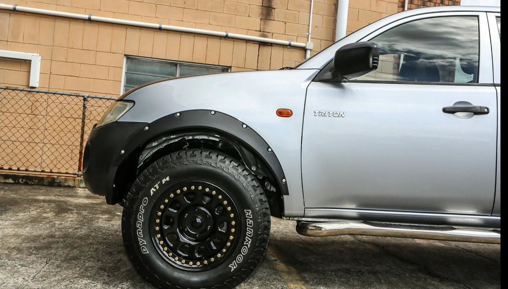 2 pcs Front Fender Flares Suits Mitsubishi Triton MN ML  2009-2015 - Image 3