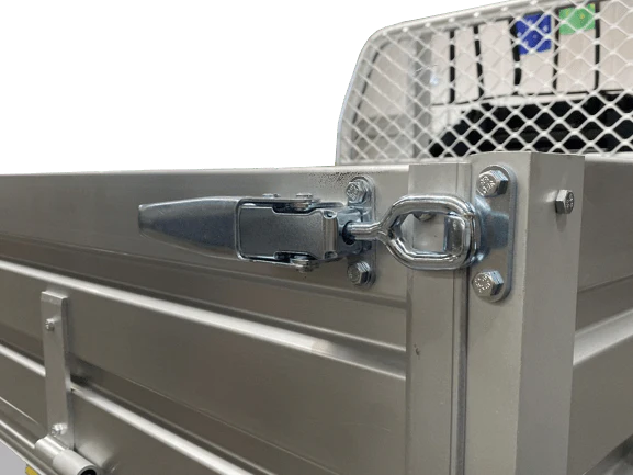 2100 Space Cab Commercial Aluminium Tray - Image 19