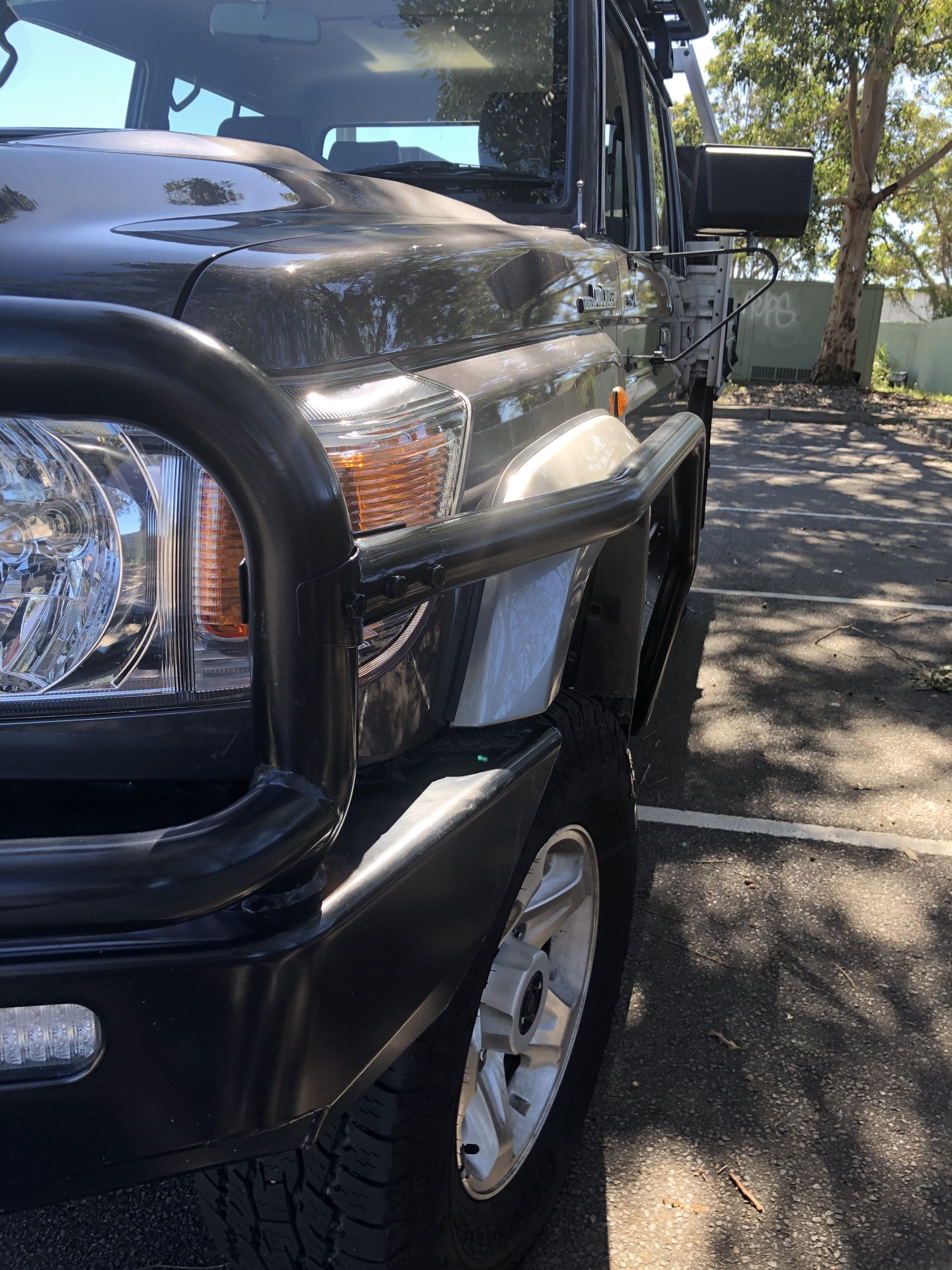 Adjustable Single Cab Sidesteps and Brush Bars Suitable For Toyota Land Cruiser 79 Series 2007- 2016 - Image 26