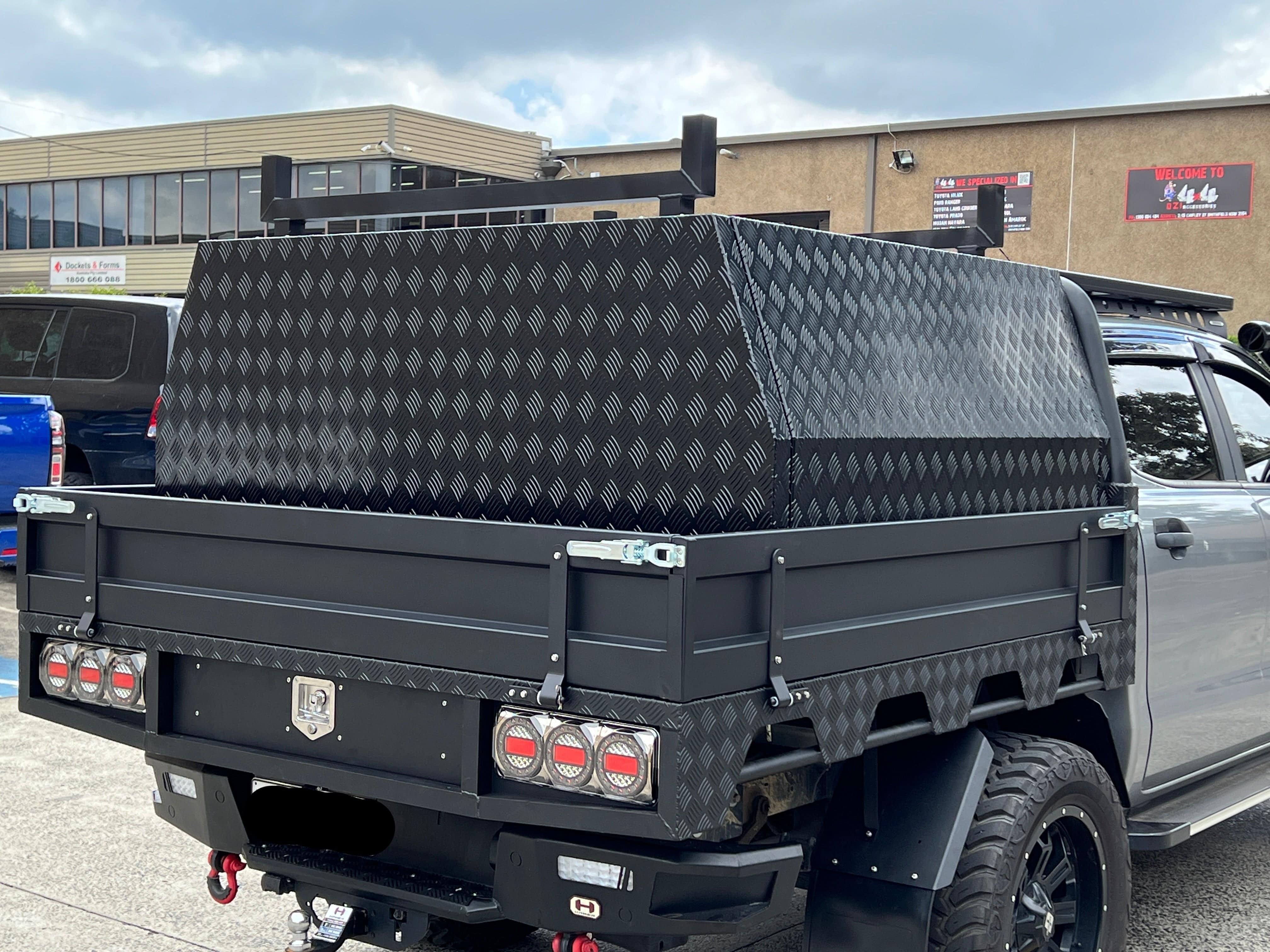 Black Platinum Edition Tray + 1500 Length Canopy Combo Deal - Image 3