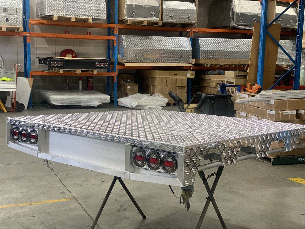 Platinum Tray Base + 1500 Premium Canopy Combo Deal - Image 13