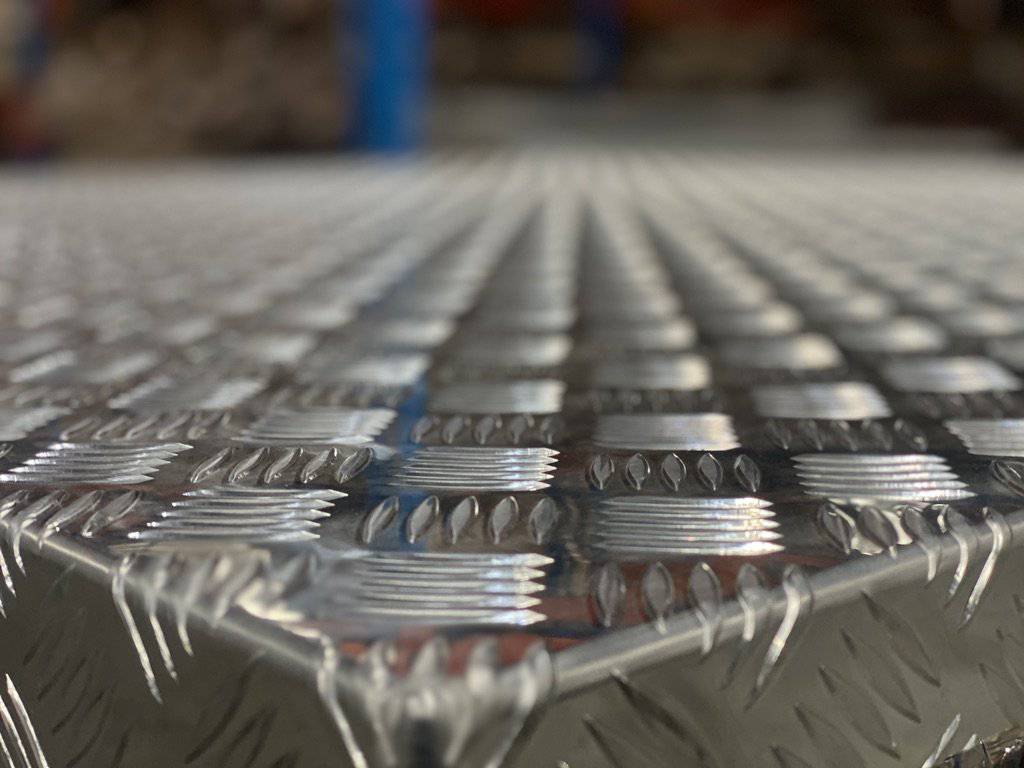 Platinum Tray Base + 1500 Premium Canopy Combo Deal - Image 19