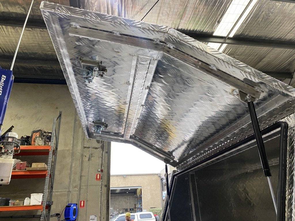 Platinum Tray Base + 1500 Premium Canopy Combo Deal - Image 32