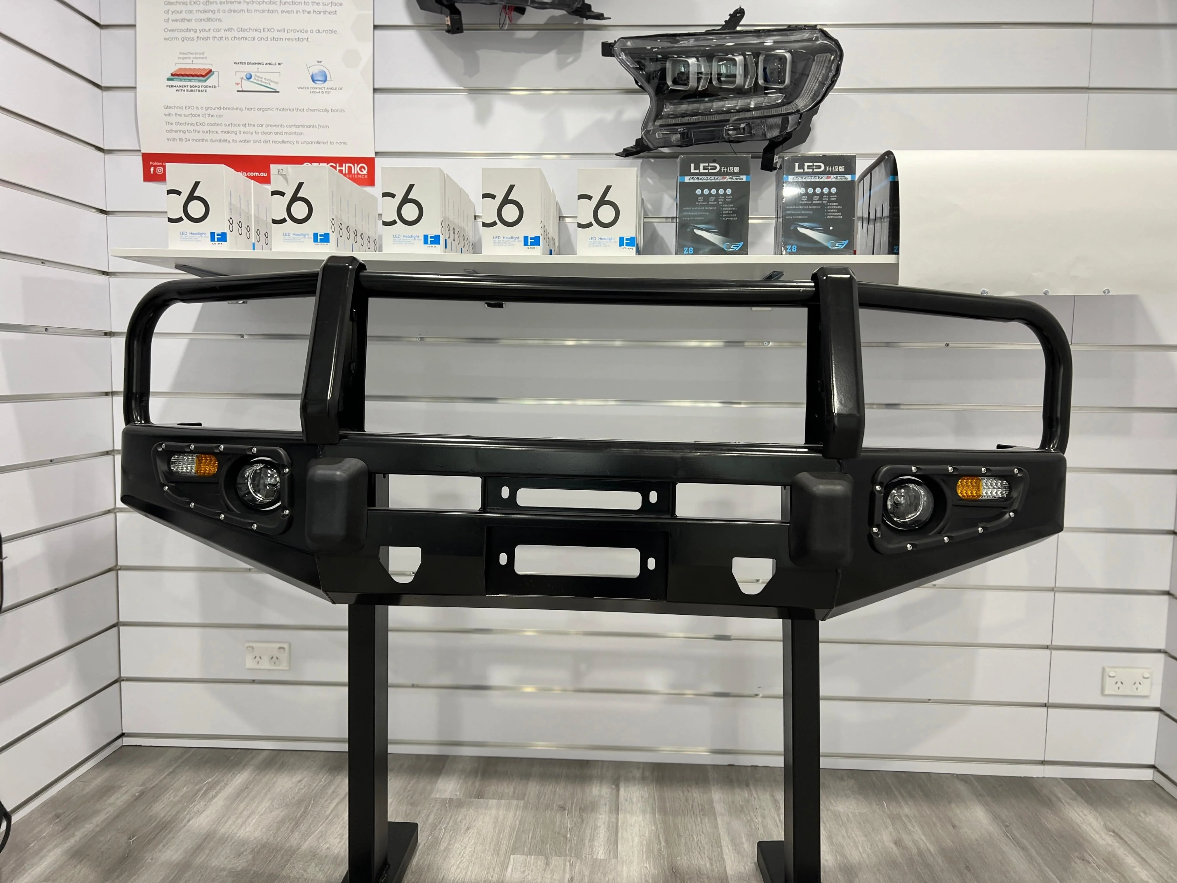 Commercial Bullbar Suitable For Toyota Land Cruiser 100 Series (IFS Only)  1998-2007 - Image 10