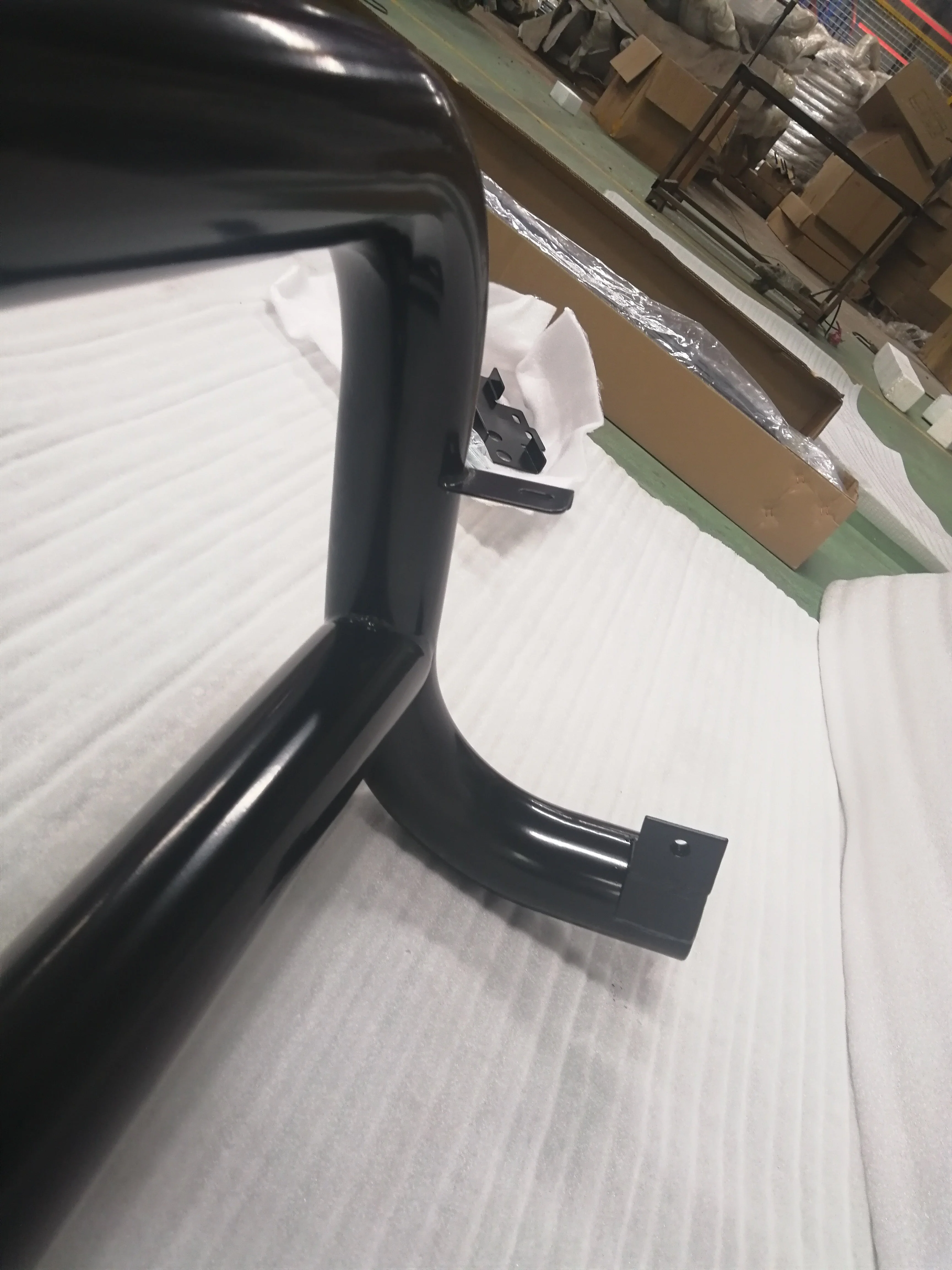 Hustler Nudge Bar Suitable for Toyota Hilux 2005-2014 - Image 2