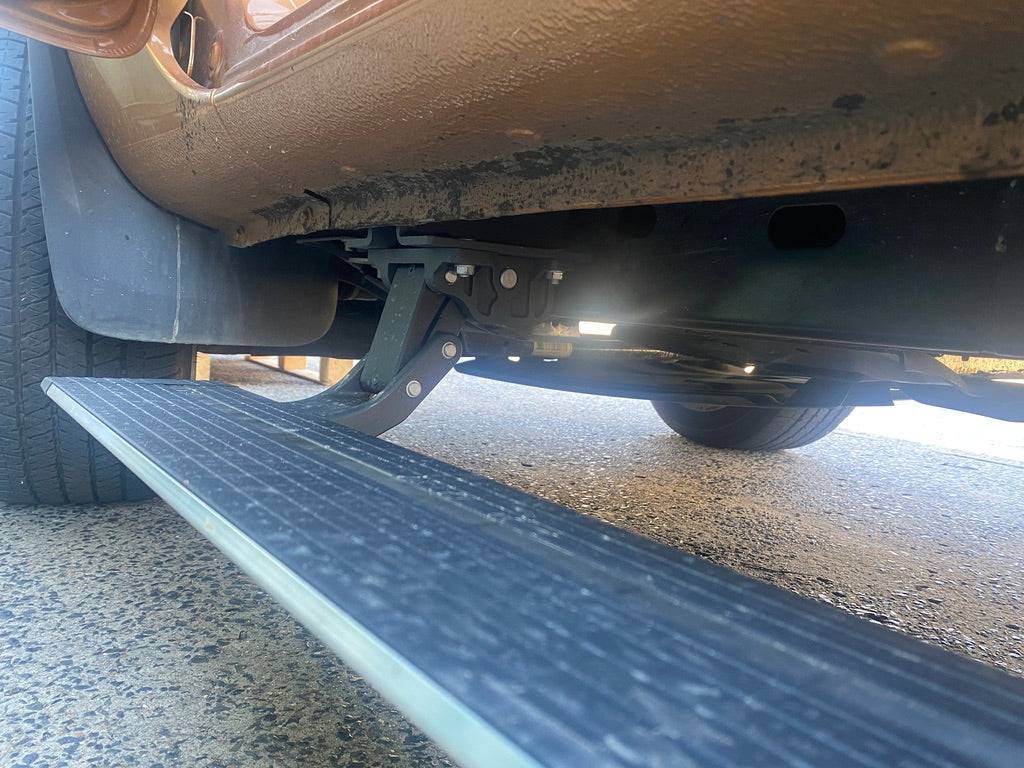 Electrical Side Steps Suits Nissan Navara NP300 2015-2020 - Image 6