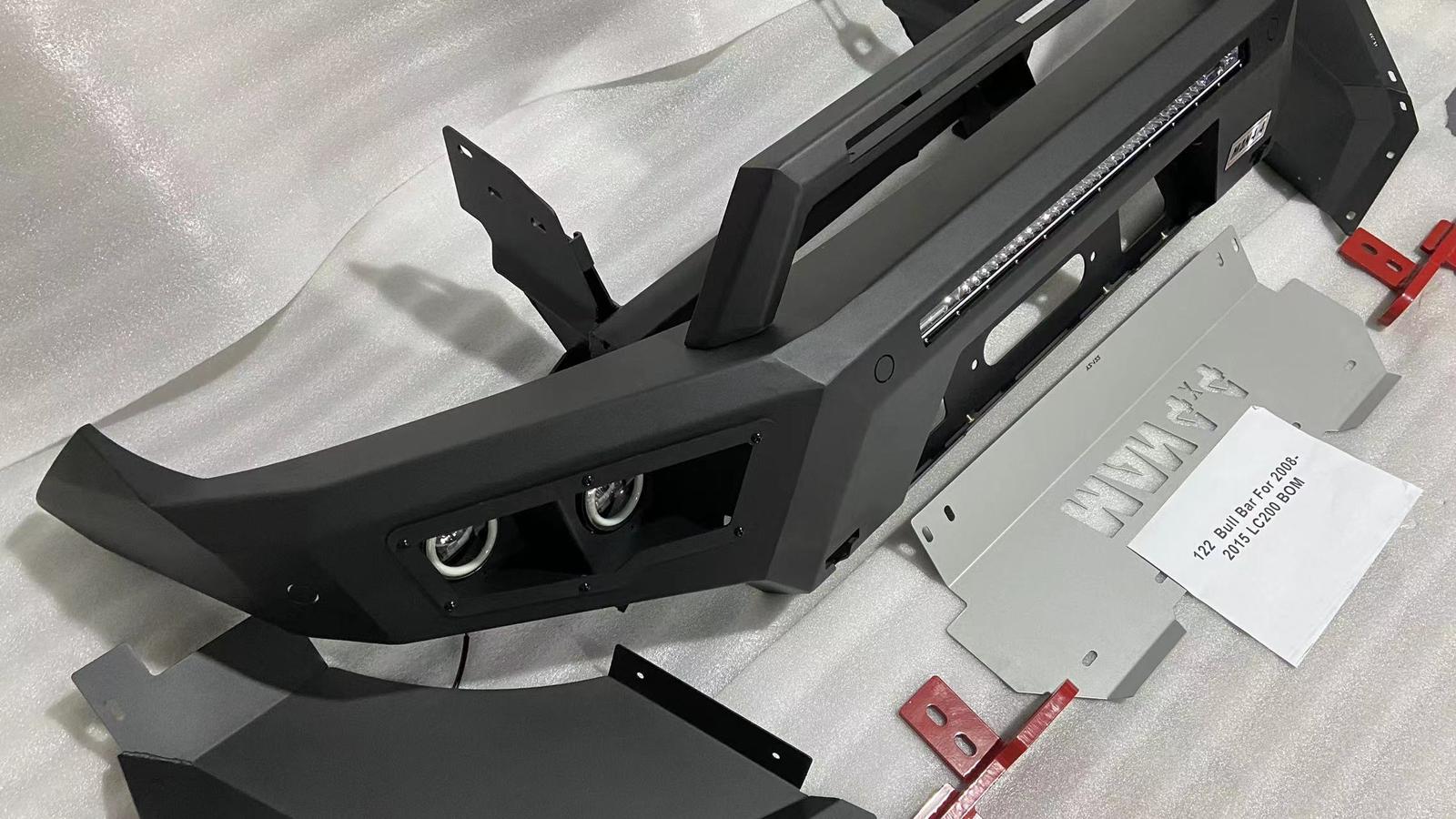 Hustler Bullbar Suitable for Toyota Hilux 2015-2019 - Image 7
