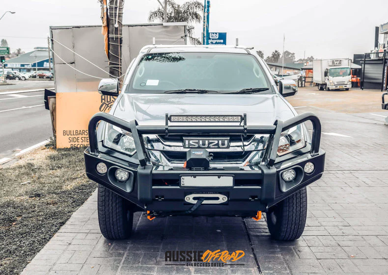 Isuzu DMAX Touring Pack Suits: DMAX 01/2017 - 07/2020 - Elite Bullbar, Winch, Lights, uhf + Free Fridge - Image 3