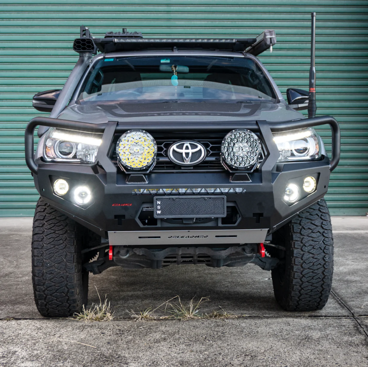n80 Hilux 2015 - 07/2020 GT Frontal Pack | GT Bullbar, Winch, lights - Image 10