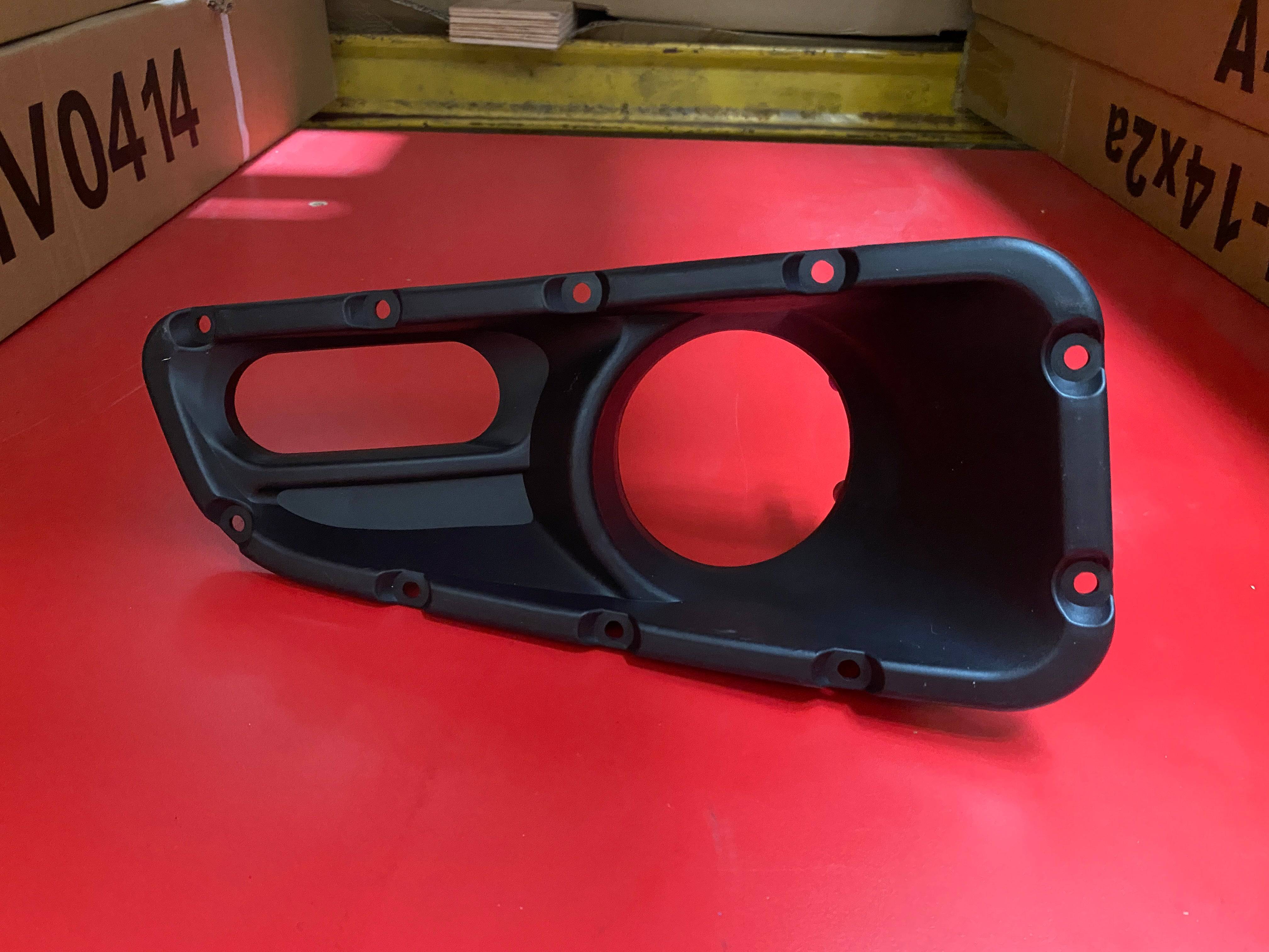 Pair of Universal Bullbar Light Cover Suits Bullbar - Image 9