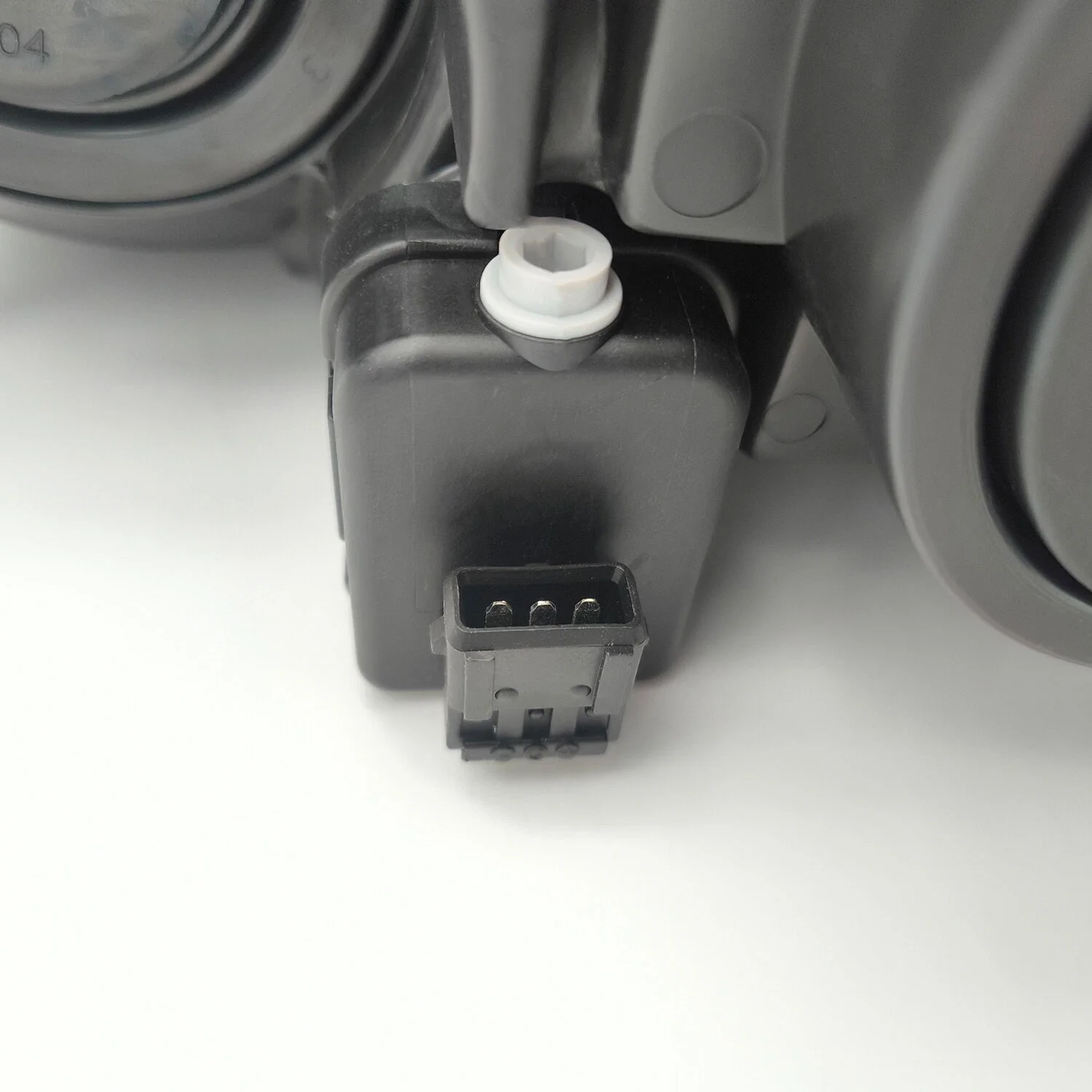 Pair Of Front Head Light Lamp Suitable For Toyota RAV4 2008-2012 - Image 9