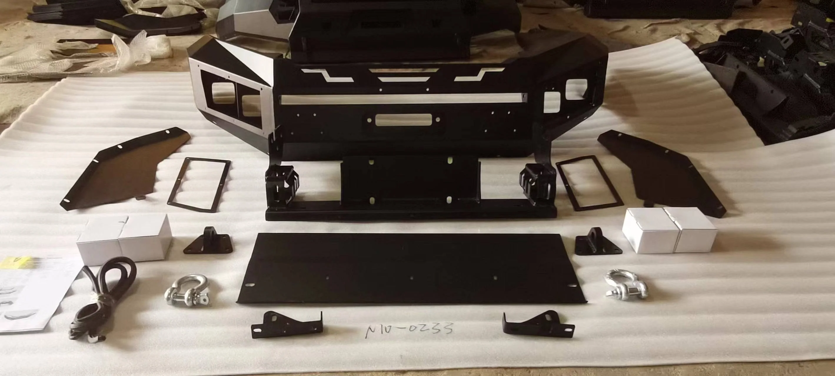 Predator Gen II Bullbar Suits Isuzu Dmax 2012 - 2016 - Image 5