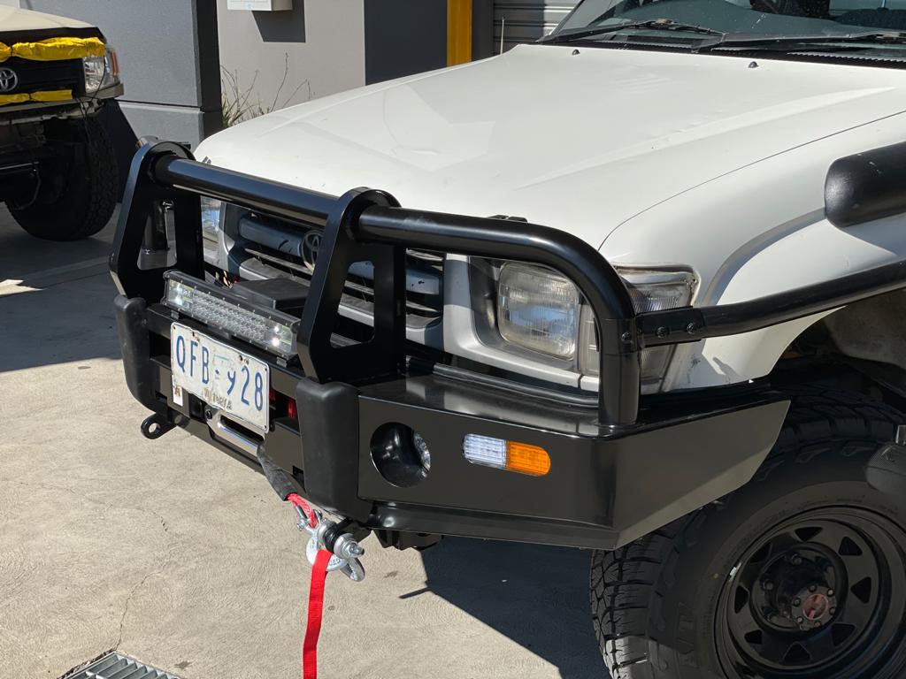 Ps4x4 Premium Deluxe 63mm Bull Bar To Suit Toyota Hilux 1998 – 2004 ADR Approved - Image 6