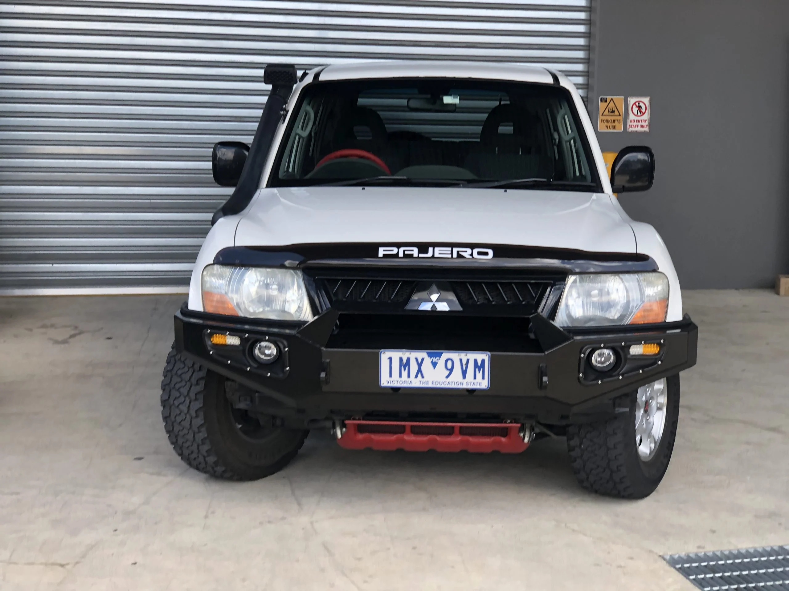 PS4X4 VIKING X BULL BAR TO SUIT MITSUBISHI PAJERO NM NP 00-06 ADR COMPATIBLE - Image 6