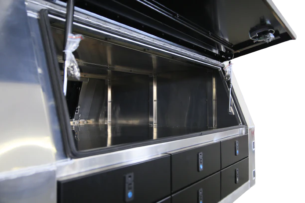 Raw Delta 1800 Builders Compartment Canopy - Image 6