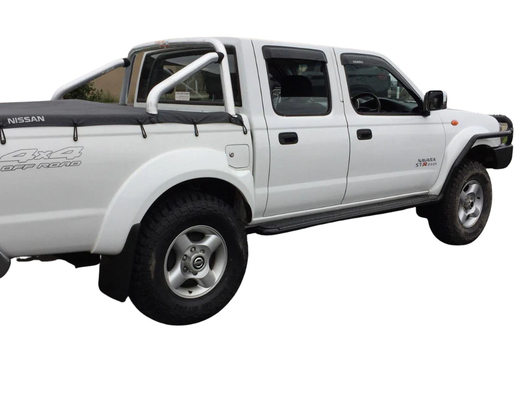 Fixed Mount Side Steps & Brushbars Suits Nissan Navara D22  2002-2015 - Image 4