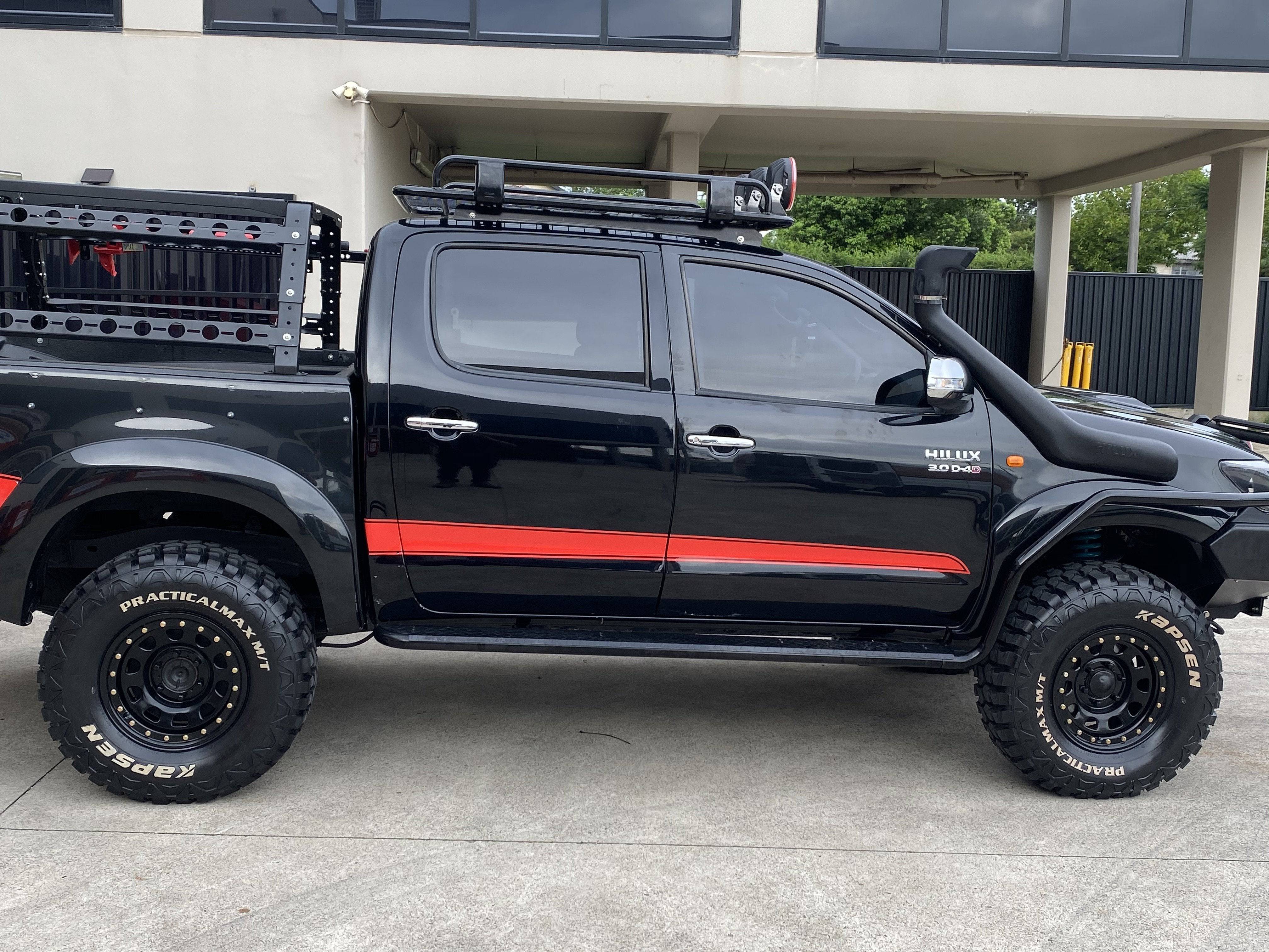 Side Steps & Brush Bars Suitable For Toyota Hilux 2005 - 2015 - Image 8