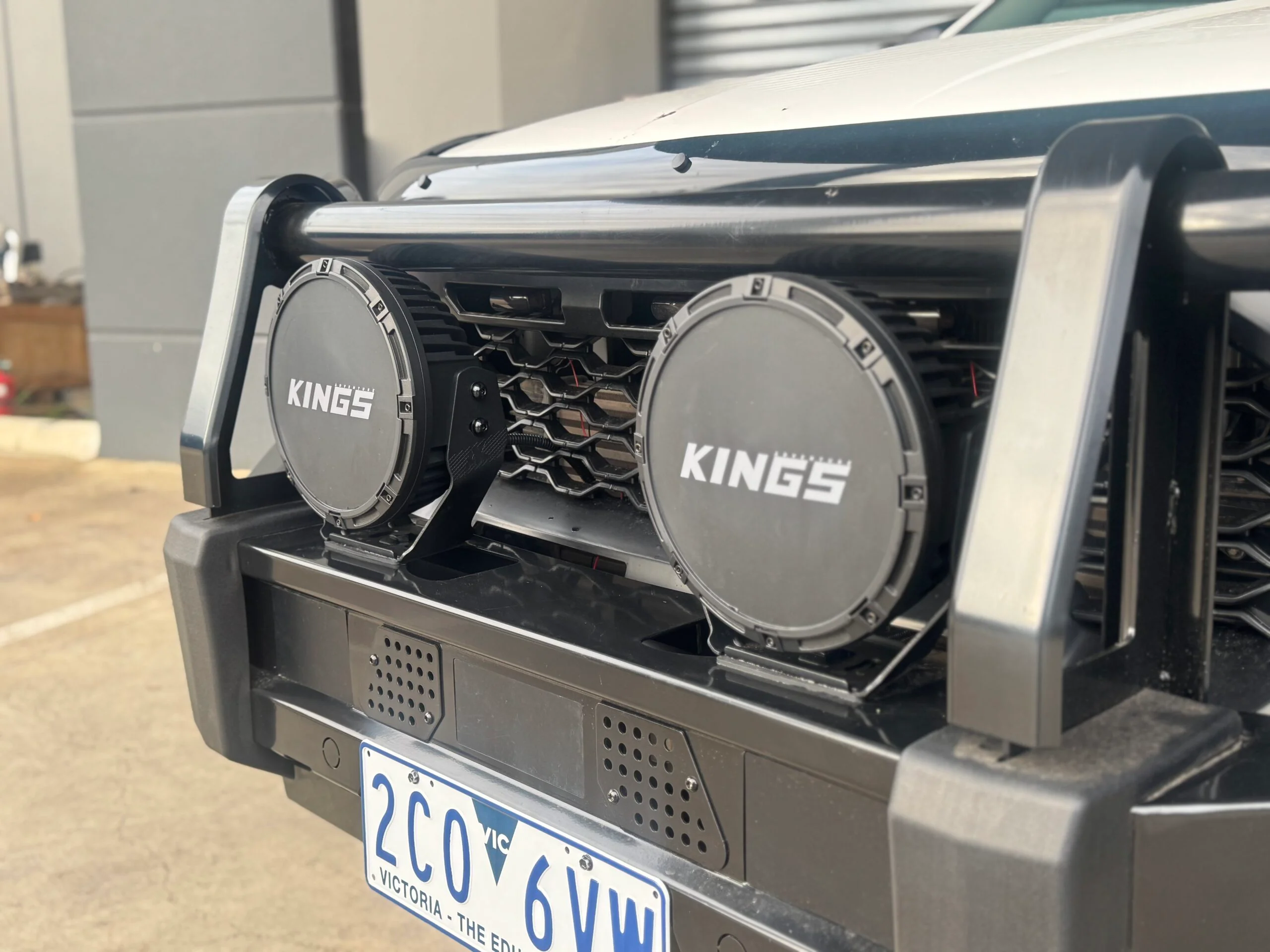  STEEL DELUXE BULL BAR COMBINATION WITH KINGS 9″ SPOTLIGHTS TO SUIT FORD RANGER 2015 – 2021 MK2 Mk3 - Image 3