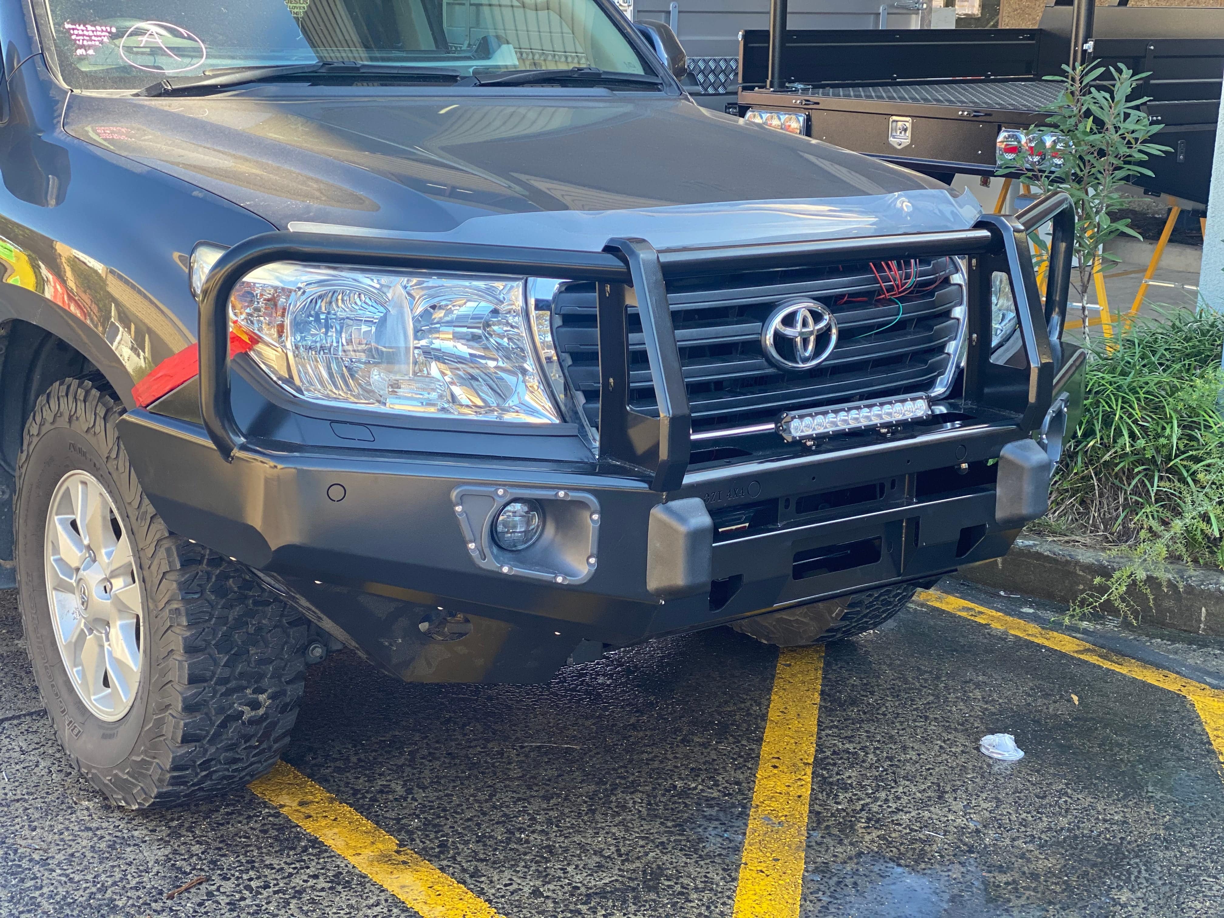 Safari Bullbar Suitable For Toyota Land Cruiser 200 Series 2007-2015 - Image 6