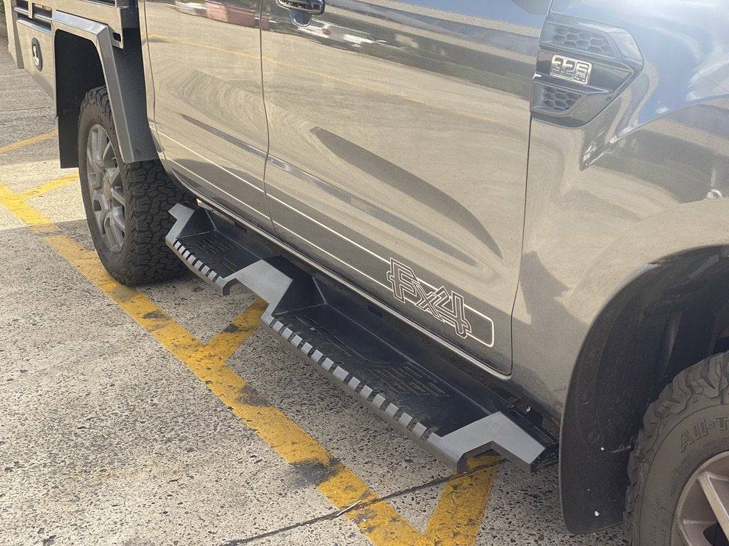 Urban Side Steps Suitable for Toyota Hilux 2015-2020+ - Image 10