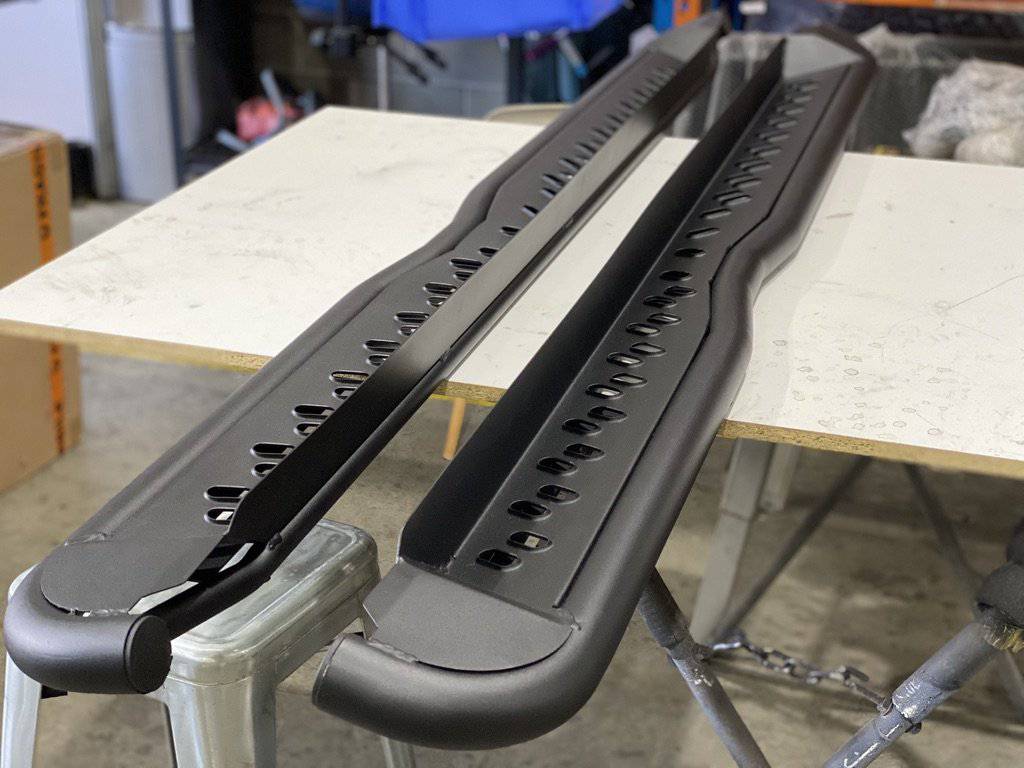 Urban Steel Side Steps for Volkswagen Amarok - Image 5